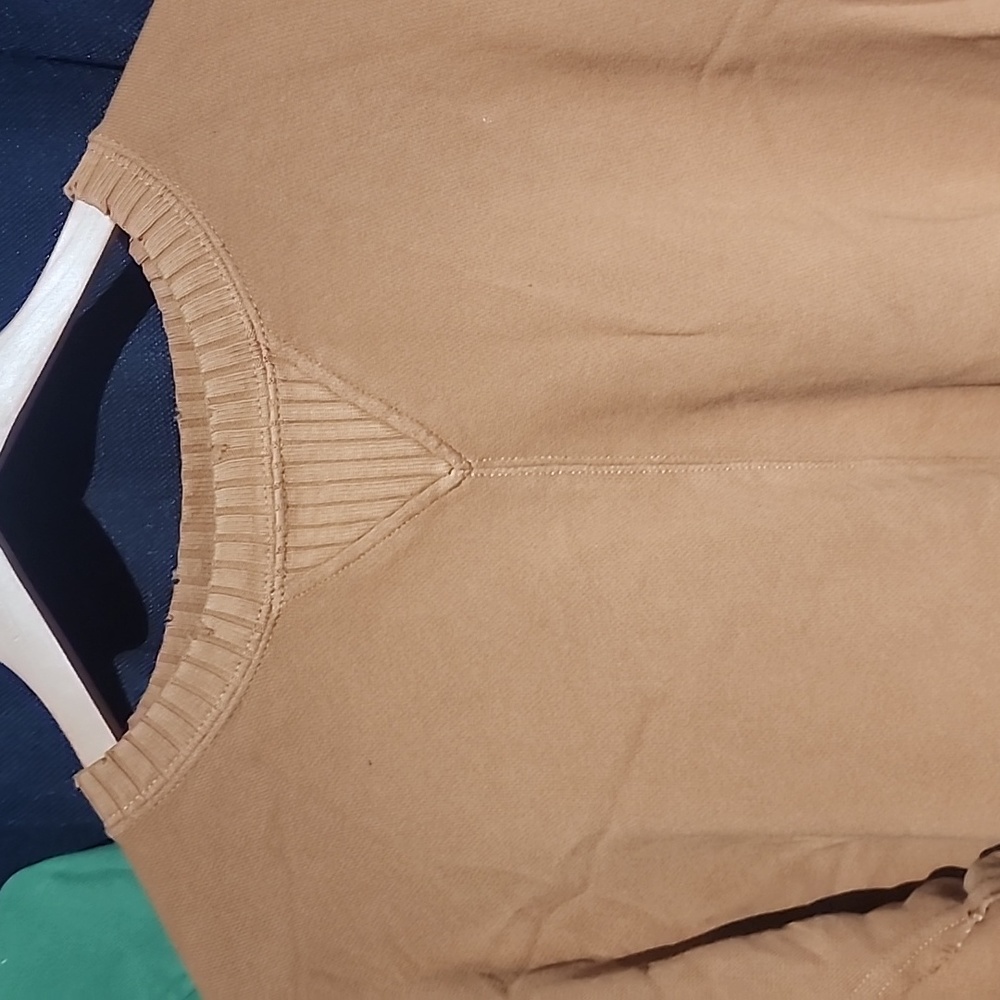 Aerie sweatshirt bundle - Picture 3 of 3